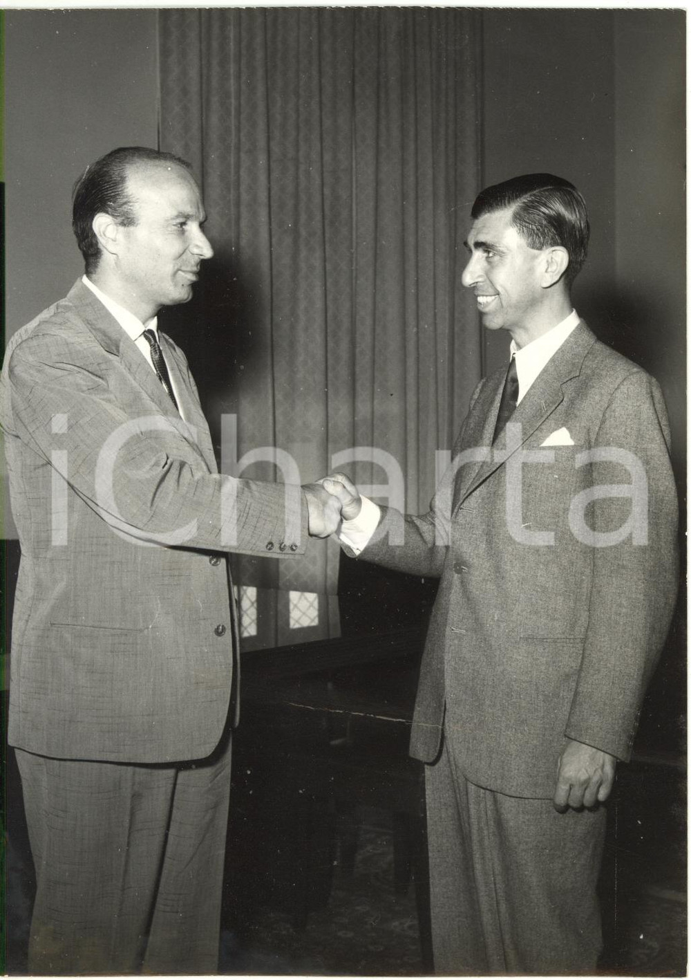 1957 ROMA - Guido CARLI riceve Ministro iracheno Nadim AL-PACHACHI *Foto 13x18