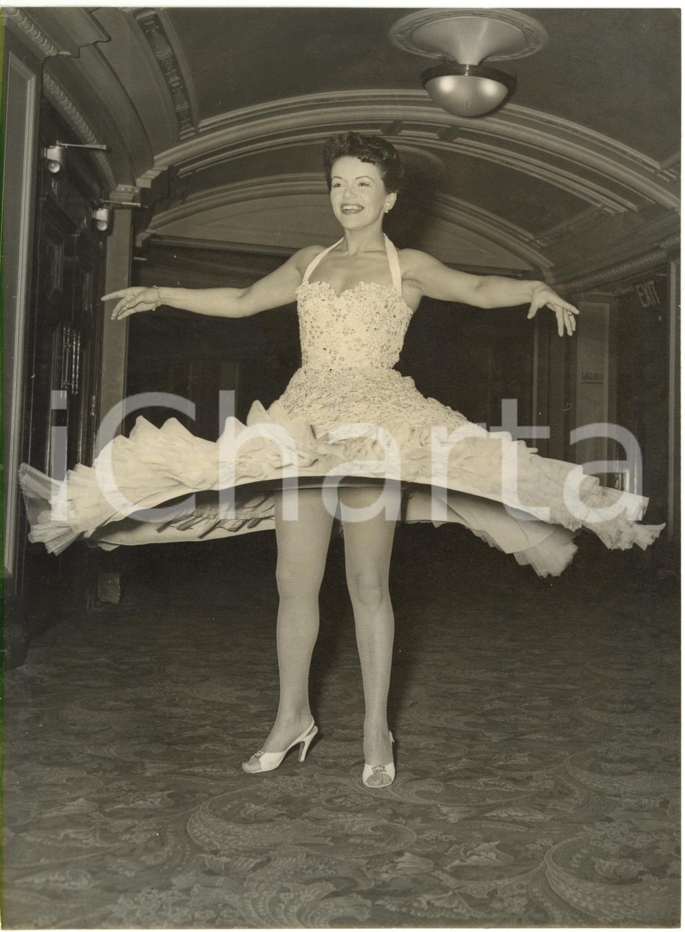 1953 LONDON Coliseum - Eve BOSWELL's swirling skirt at Royal Variety Performance