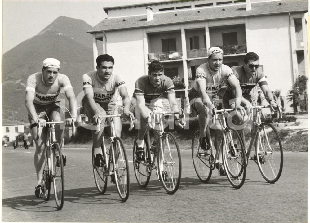 1956 DALMINE (BG) CICLISMO - Antonio PESENTI Carlo ORIANI Antonio MASPES *Foto