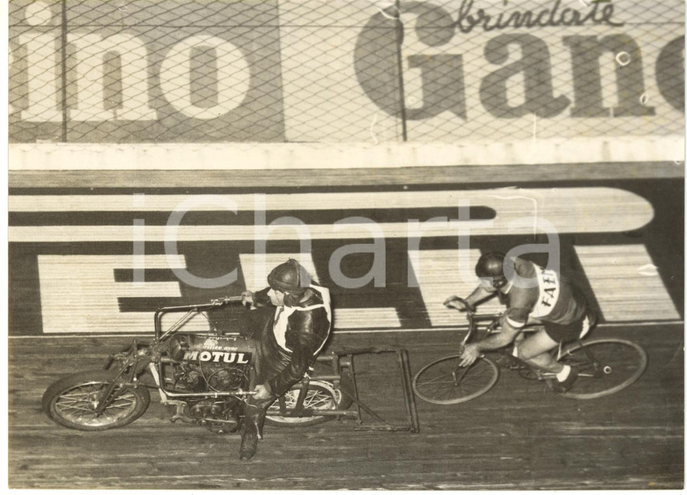1956 MILANO Campionato CICLISMO SU PISTA - Giuseppe MARTINO campione mezzofondo