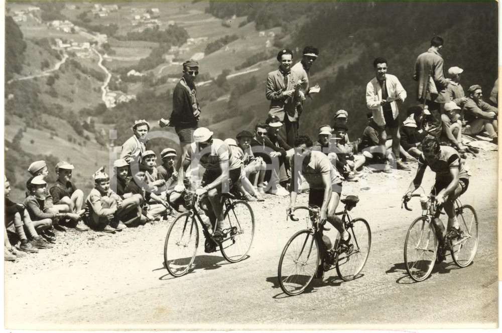 1957 CICLISMO Tour de France - Jesús LOROÑO Jean DOTTO Jan ADRIAENSSENS *Photo