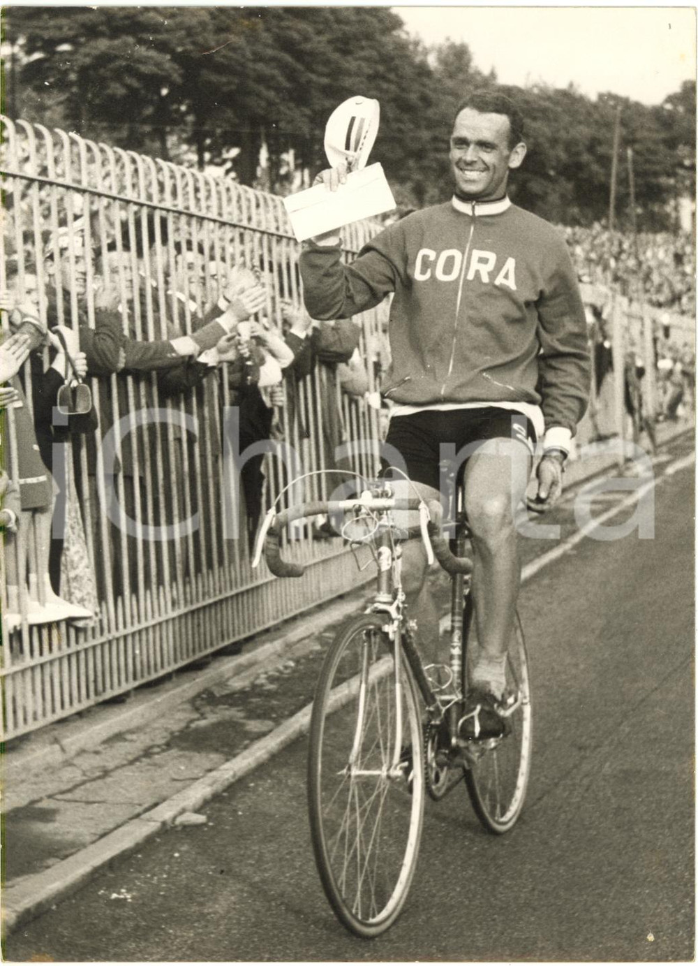 1957 GIRO D'ITALIA Abano Terme-Milano - Rik VAN STEENBERGEN dopo la vittoria