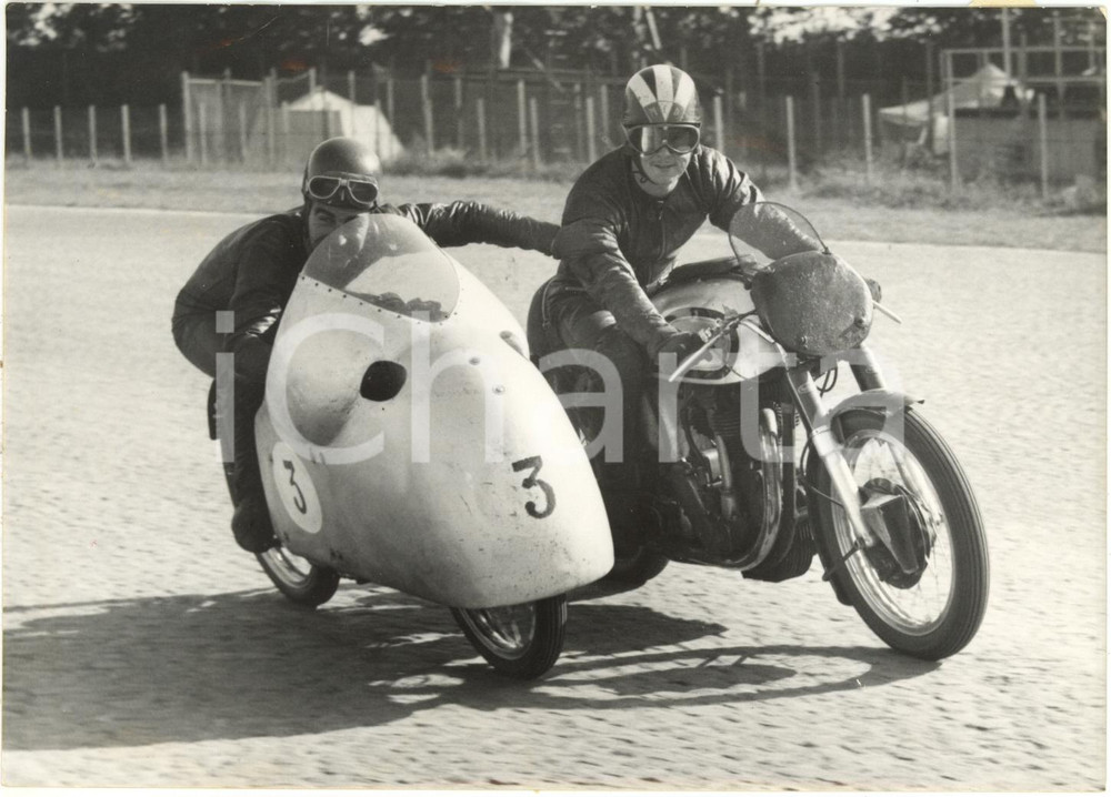1954 MONZA GP delle Nazioni - Angelo COPETA su MV AGUSTA durante le prove *Foto