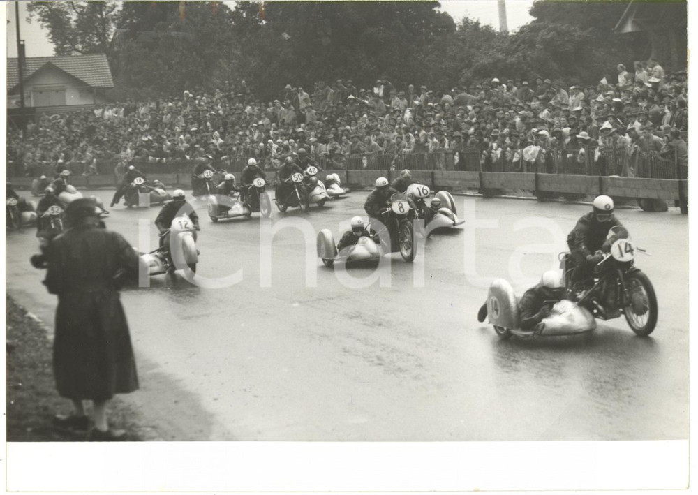 1954 BERNA Gran Premio motociclistico di Svizzera - Partenza categoria SIDECAR