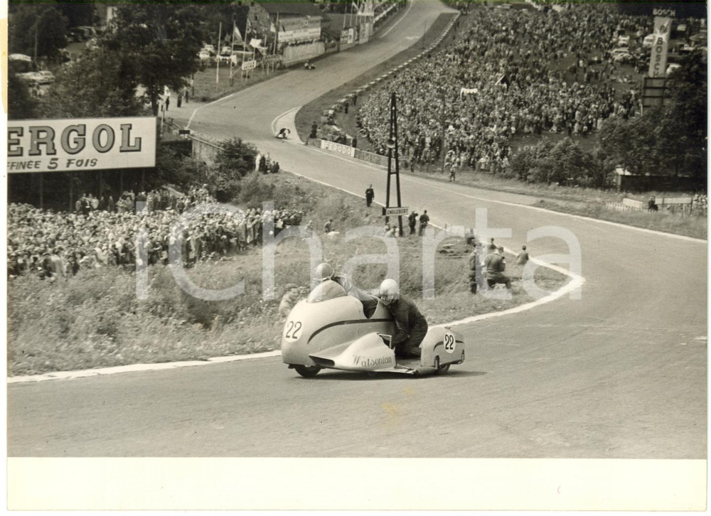 1954 FRANCORCHAMPS MOTOGP Passaggio del vincitore Eric OLIVER su sidecar NORTON
