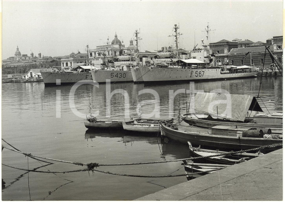 1957 CATANIA - MARINA MILITARE - Dragamine SALMONE 5430 e fregata ORSA F567