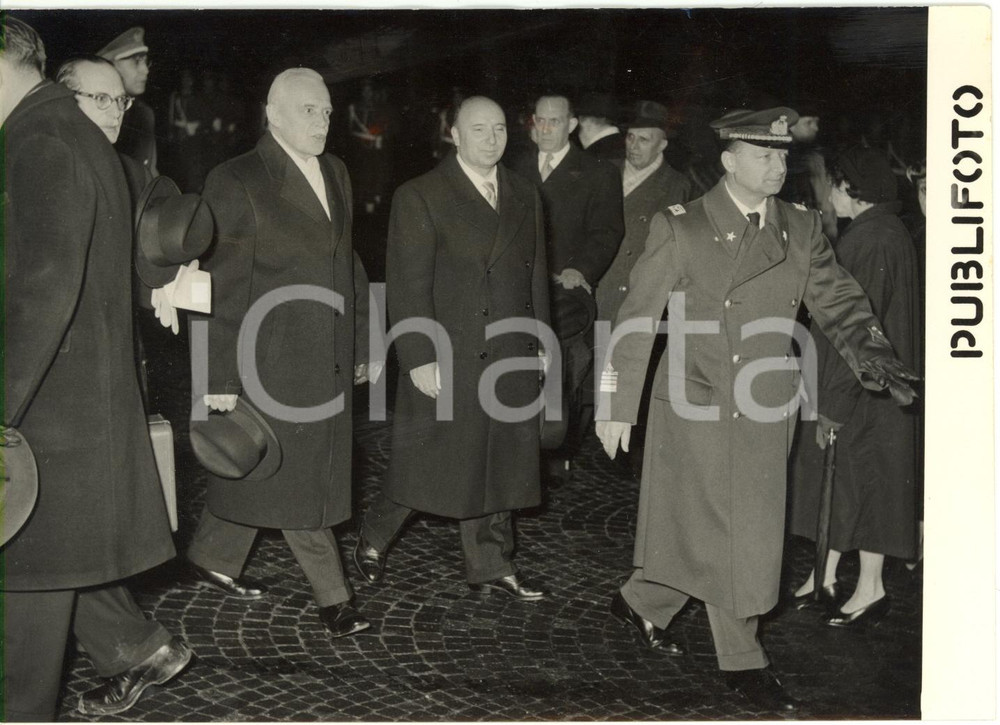 1954 ROMA Aeroporto CIAMPINO - Mario SCELBA accoglie Louis SAINT-LAURENT *Foto