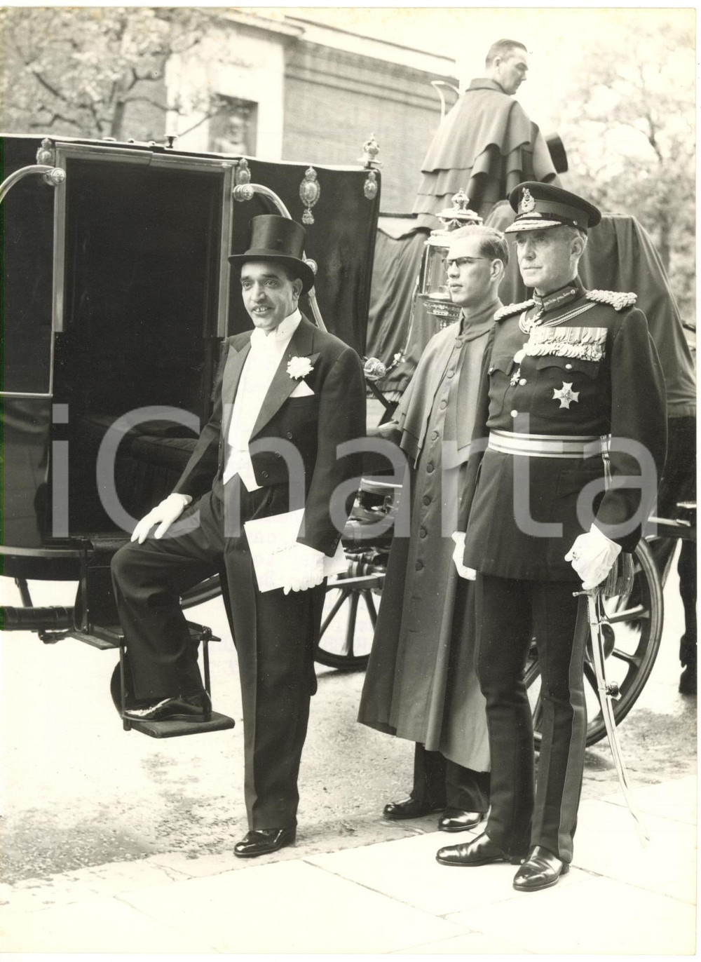 1957 LONDON - Mohammad Hashim MIAWANDWAL new ambassador of Afghanistan *Photo