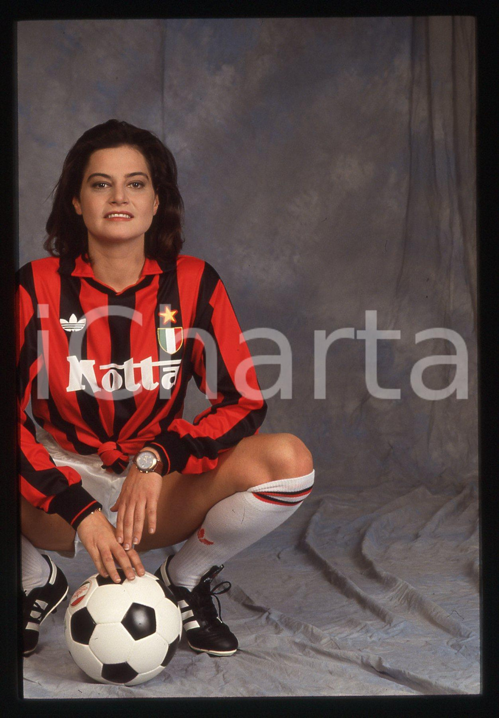 35mm vintage slide* 1993 SPETTACOLO Simona VENTURA posa con maglia A.C.MILAN 22