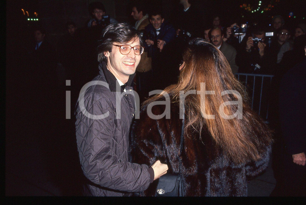 35mm vintage slide* 1995 ca COSTUME Vittorio SGARBI paparazzato 11