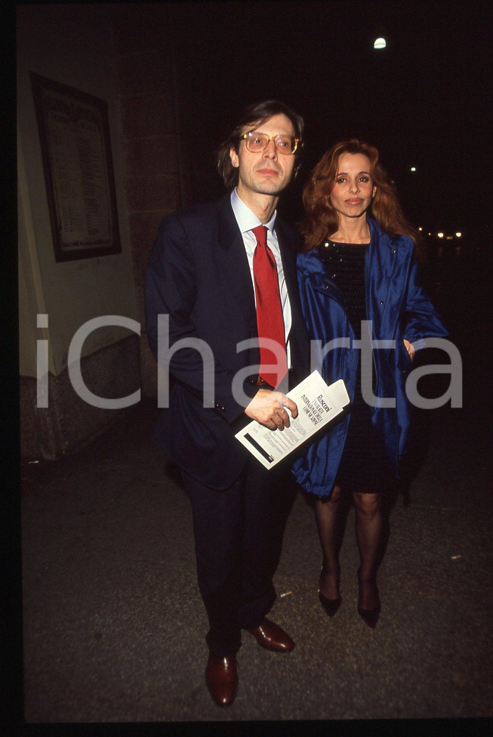 35mm vintage slide*1990 ca COSTUME Vittorio SGARBI con Patrizia LORI ritratto 12