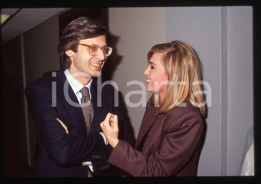 35mm vintage slide* 1995 ca COSTUME Vittorio SGARBI e Paola BARALE Ritratto 4