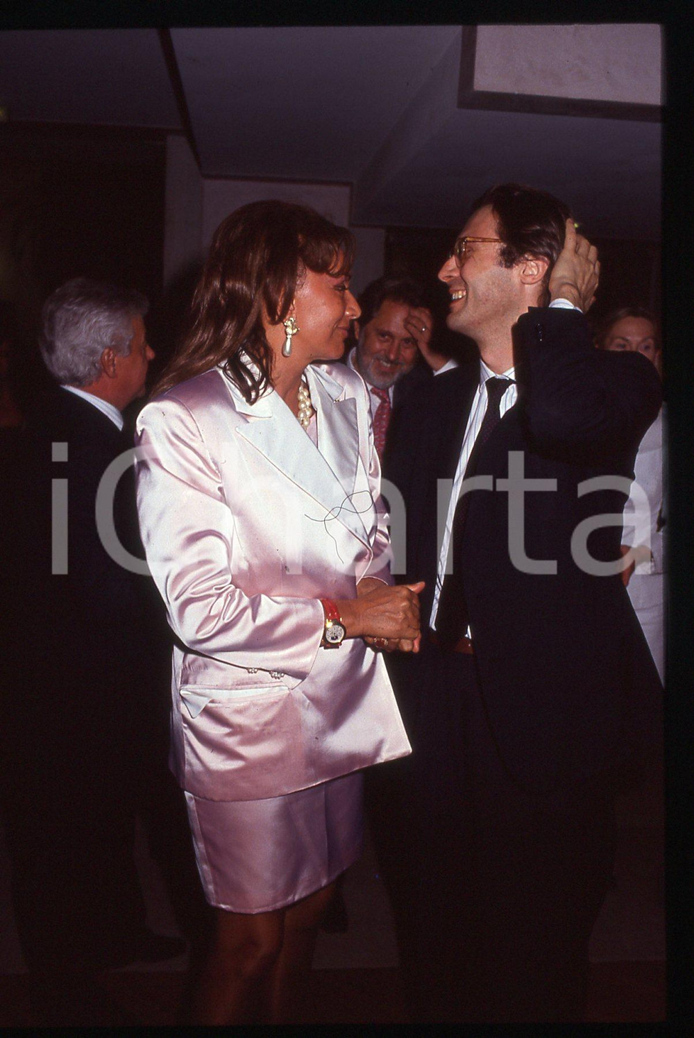 35mm vintage slide*1995 ca COSTUME Ljuba RIZZOLI con Vittorio SGARBI ritratto 2