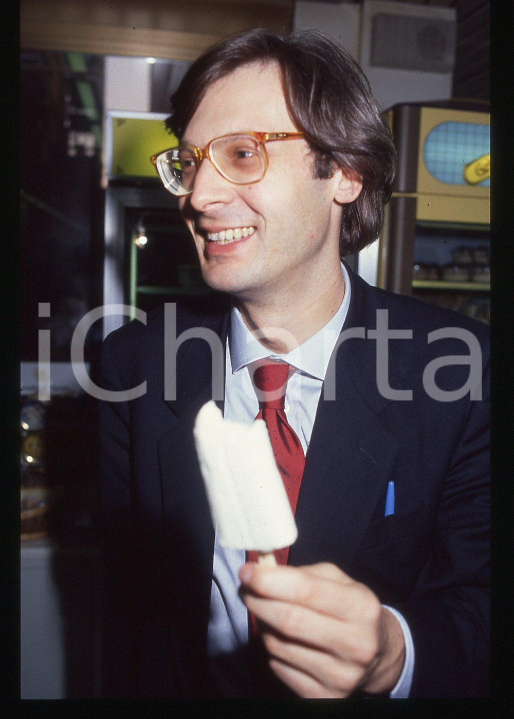 35mm vintage slide* 1995 ca COSTUME Vittorio SGARBI paparazzato 27