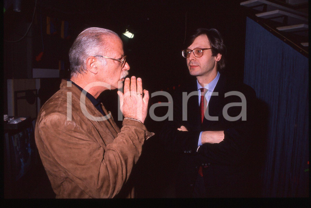 35mm vintage slide*1990 ca COSTUME Gino PAOLI con Vittorio SGARBI ritratto