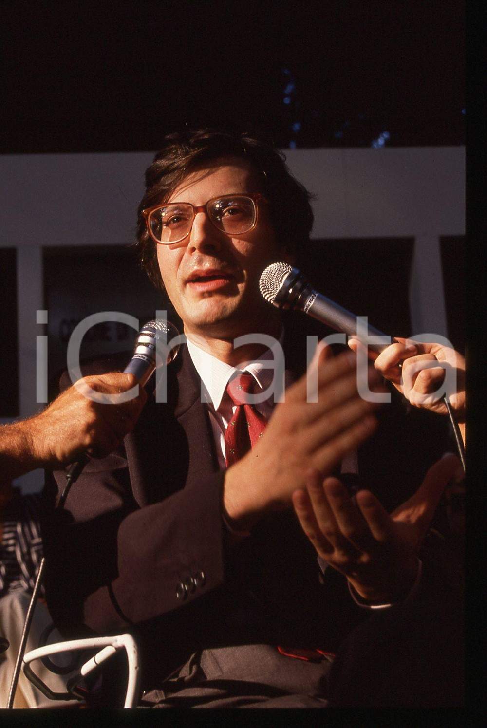 35mm vintage slide*1995ca COSTUME Vittorio SGARBI rilascia un'intervista 3