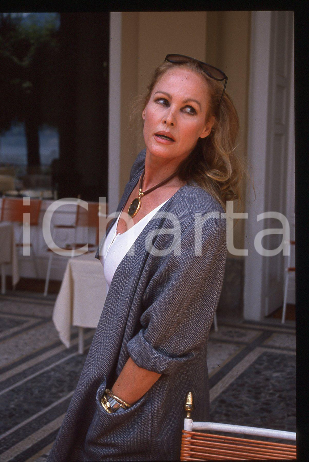 35mm vintage slide* 1989 LAGO DI COMO Ursula ANDRESS Ritratto dell'attrice 3