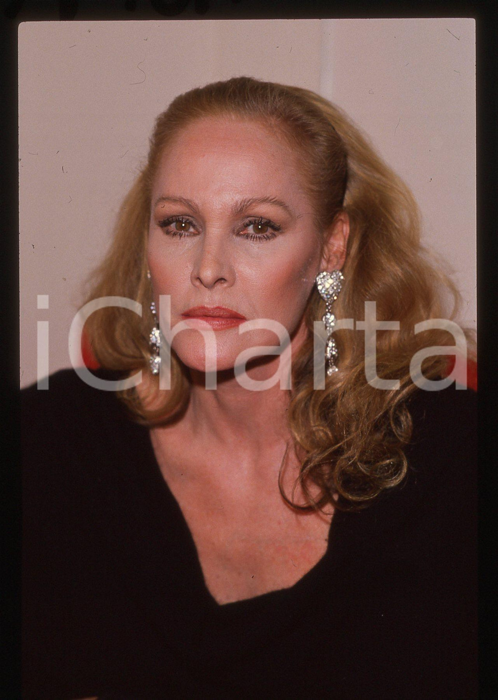 35mm vintage slide* 1990 ca COSTUME Ursula ANDRESS Ritratto dell'attrice 36