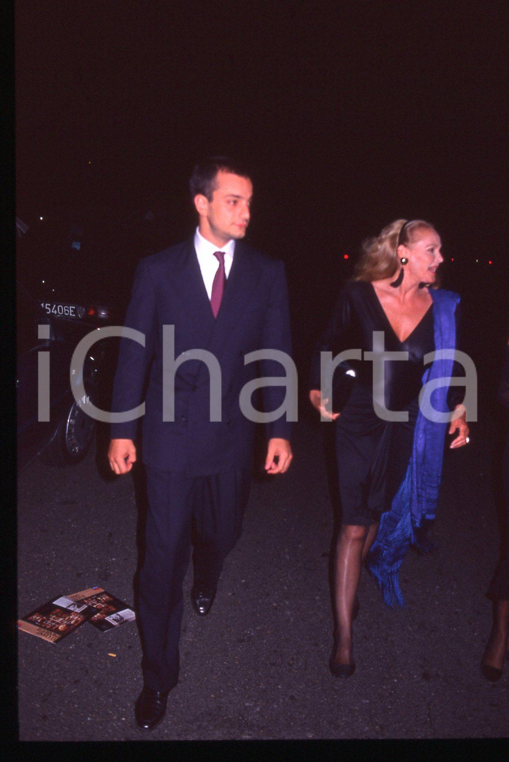 35mm vintage slide* 1990 ROMA Ursula ANDRESS al concerto de I TRE TENORI 3