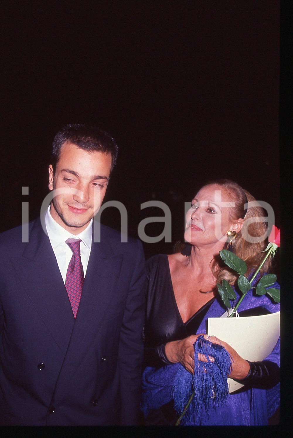 35mm vintage slide* 1990 ROMA Ursula ANDRESS al concerto de I TRE TENORI 5