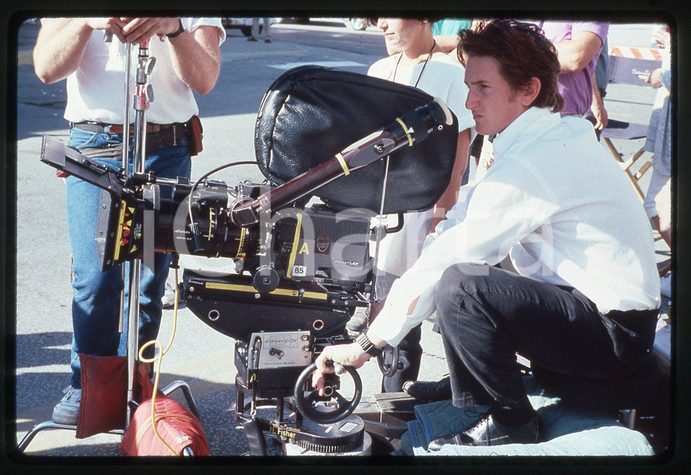 35mm vintage slide*1991 THE INDIAN RUNNER  Sean PENN sul set del film - Ritratto