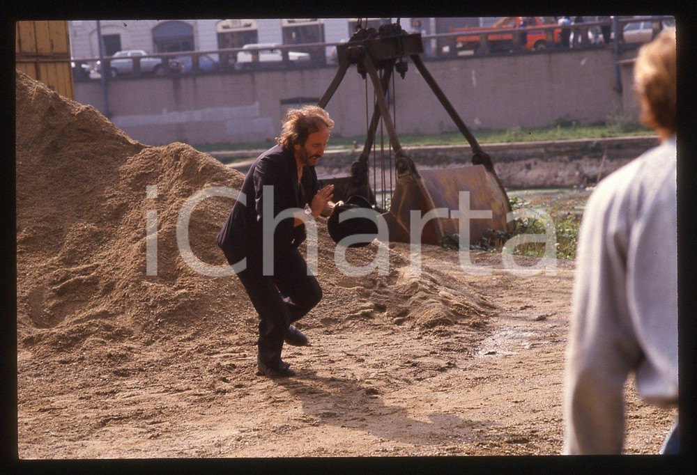 35mm vintage slide*1991 MILANO Nicola DI PINTO sul set de IL COMMISSARIO CORSO 3