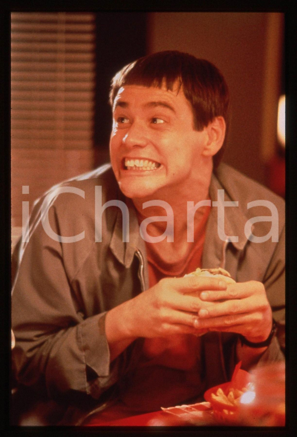 35mm vintage slide* 1994 DUMB AND DUMBER Jim CARREY in una scena del film