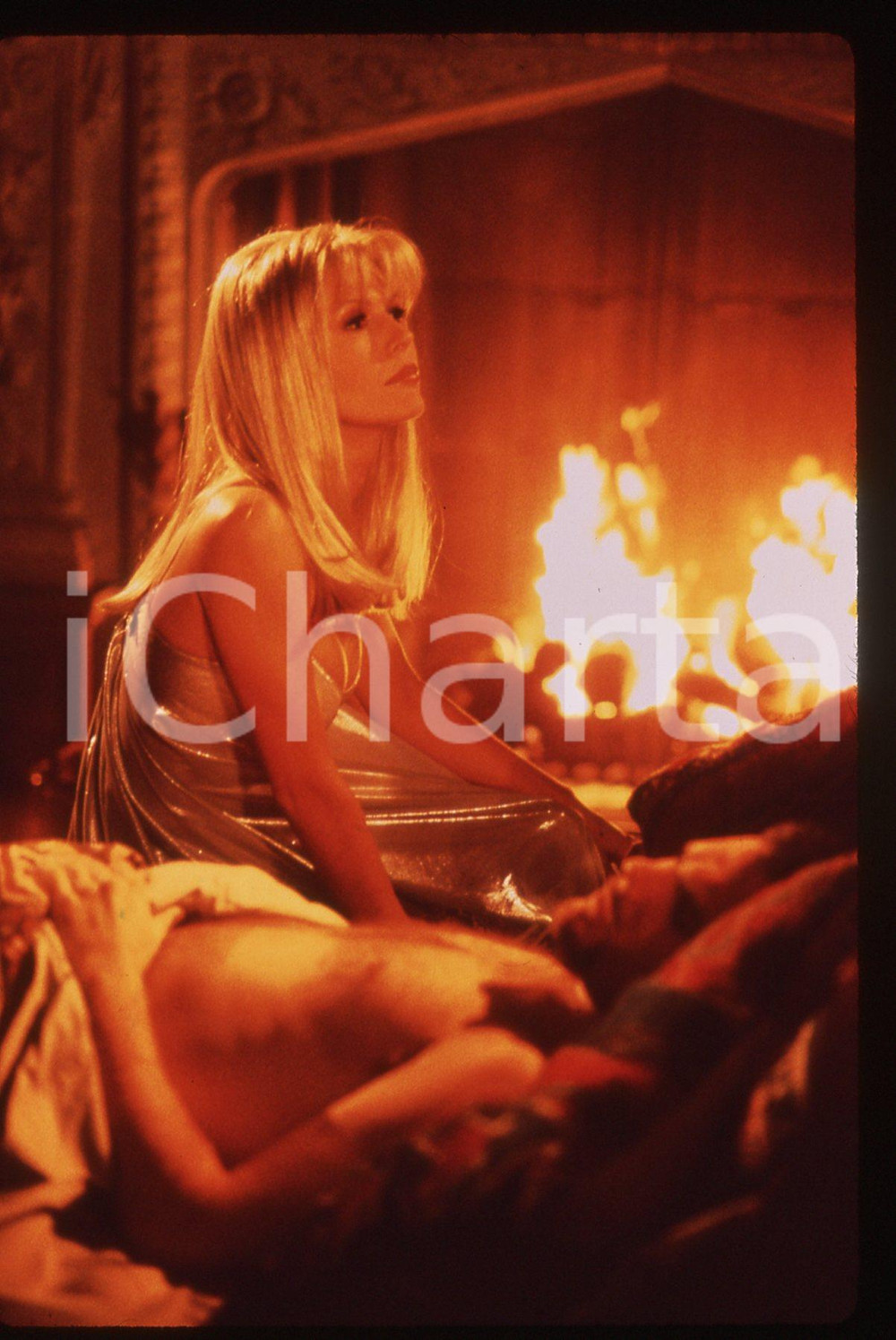 35mm vintage slide*1996 GENERATION X Finola HUGHES in una scena del film