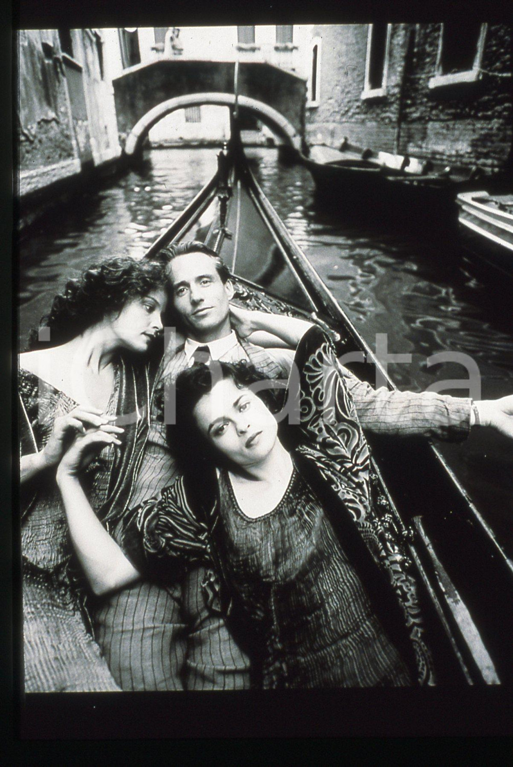 35mm vintage slide*1997 THE WINGS OF THE DOVE Linus ROACHE Helena BONHAM CARTER