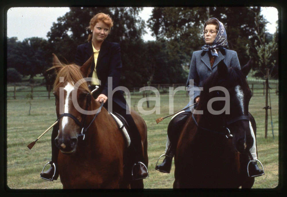 35mm vintage slide* 1992 FERGIE & ANDREW Pippa HINCHLEY Iris RUSSEL nel film 