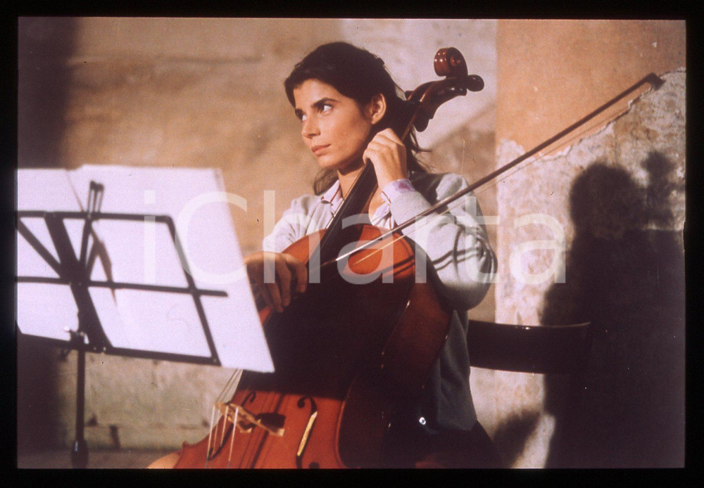 35mm vintage slide*1998 LA CASA BRUCIATA Chiara MUTI Scena della fiction 