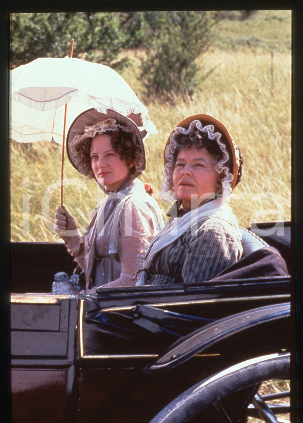 35mm vintage slide*1996 EMMA Prunella SCALES Lucy ROBINSON in una scena del film