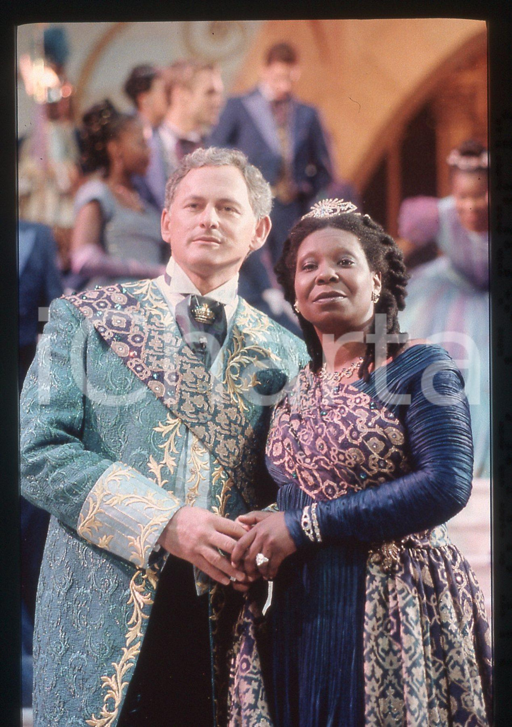 35mm vintage slide* 1997 CINDERELLA - Whoopi GOLDBERG Victor GARBER nel film