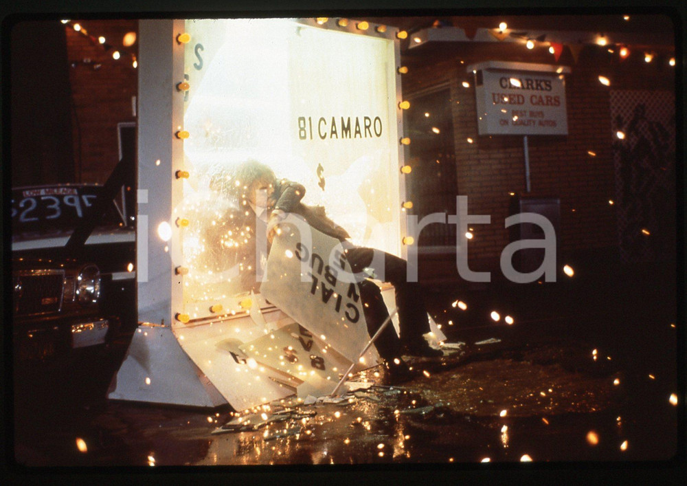 35mm vintage slide*1988 RETURN OF THE LIVING DEAD 2 Zombie - Scena del film 2 