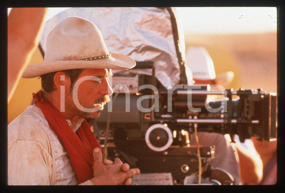 35mm vintage slide*1995 THE GOOD OLD BOYS Il regista Tommy Lee JONES sul set