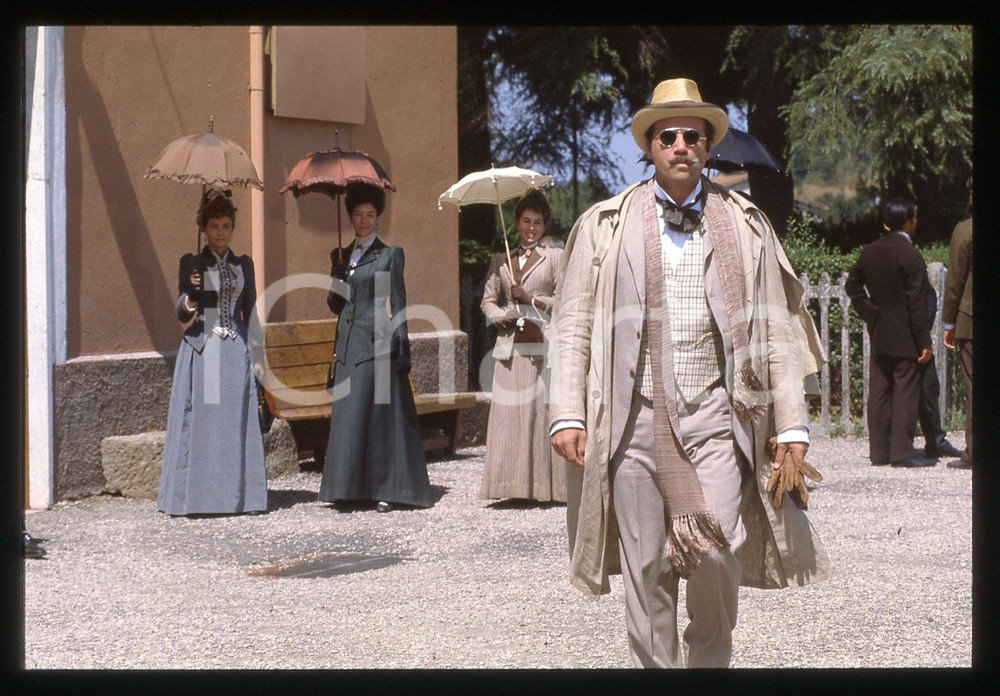 35mm vintage slide*1995 LA FAMIGLIA RICORDI - Massimo GHINI Scena del film 1