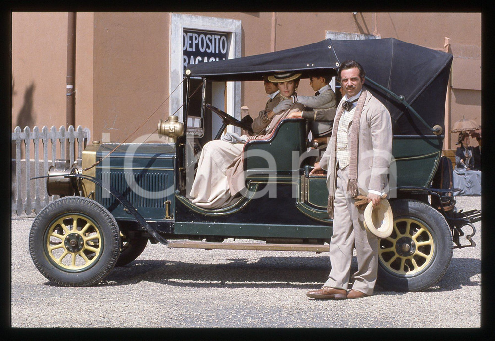 35mm vintage slide*1995 LA FAMIGLIA RICORDI - Massimo GHINI Ritratto 13