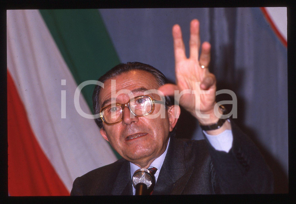 35mm vintage slide*1990 ca POLITICA Giulio ANDREOTTI Ritratto con Tricolore