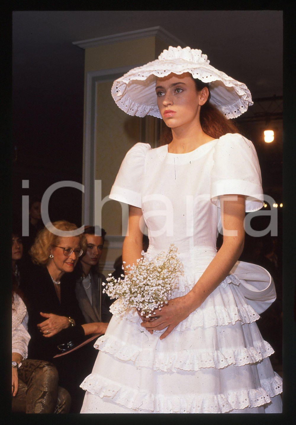 35mm vintage slide*1990ca MODA Modella sfila con abito di Wanda ROVEDA 