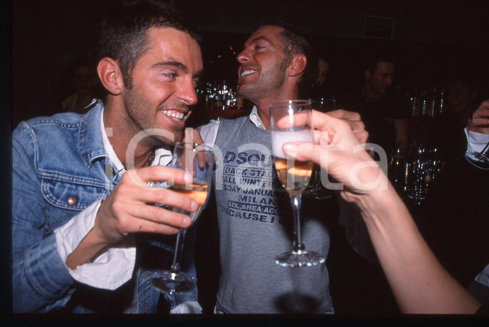 35mm vintage slide*2001 - MODA DSQUARED2 Dean e Dan CATEN Festa dopo sfilata 
