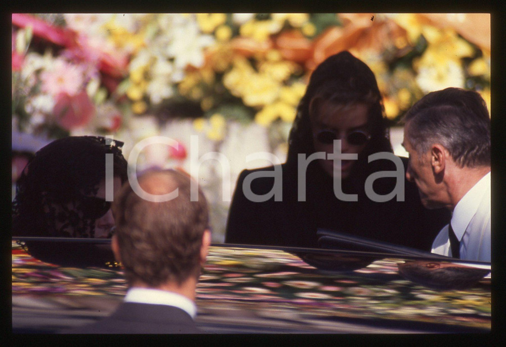 35mm vintage slide* 1990 PRINCIPATO DI MONACO Carolina e Stéphanie DI MONACO (1)