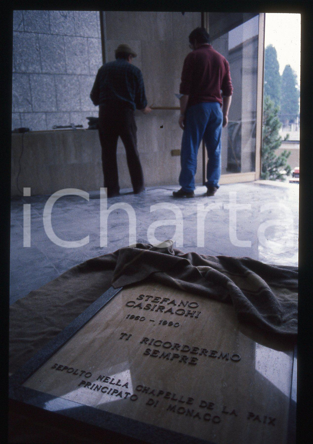 35mm vintage slide* 1990 FINO MORNASCO Tomba CASIRAGHI Lapide Stefano (1)