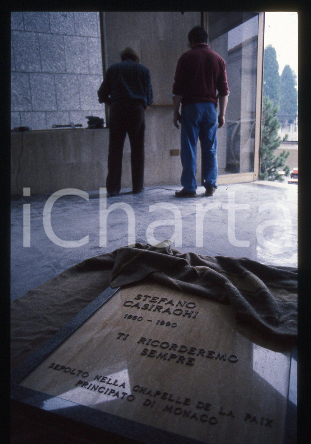 35mm vintage slide* 1990 FINO MORNASCO Tomba CASIRAGHI Lapide Stefano (2)