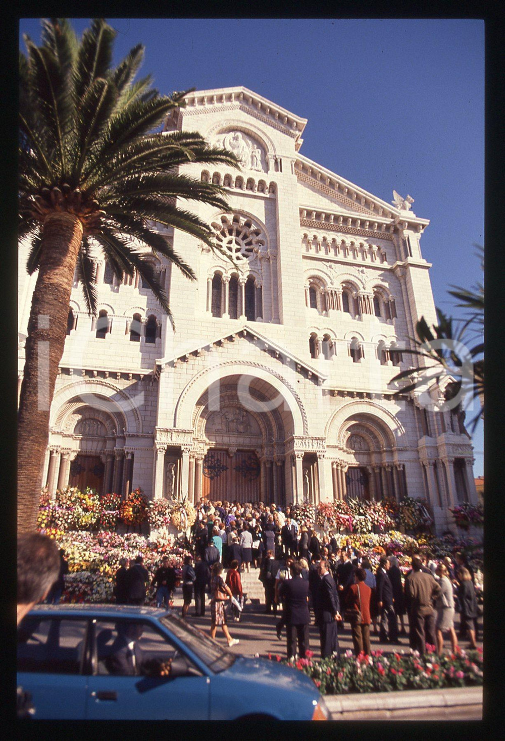 35mm vintage slide* 1990 PRINCIPATO DI MONACO Funerali di Stefano CASIRAGHI (56)