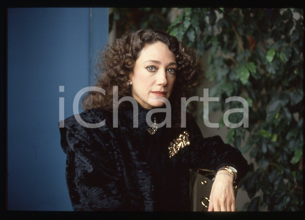 35mm vintage slide* 1987 MILANO Marisa BERENSON Conferenza stampa (12)