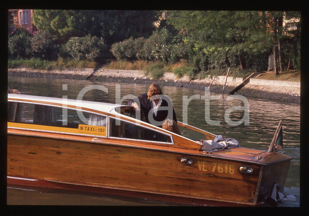 35mm vintage slide* 1989 VENEZIA Gérard DEPARDIEU Elisabeth DEPARDIEU (7)
