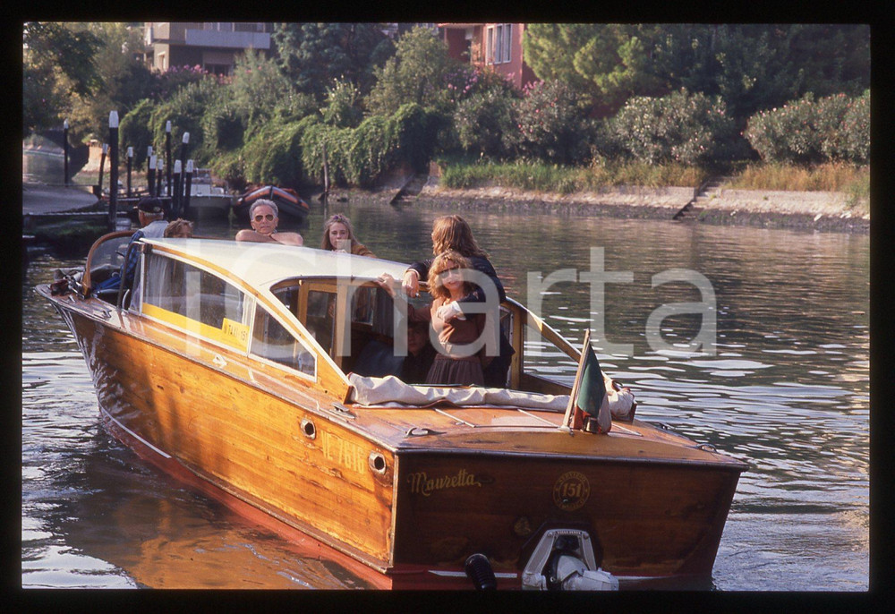 35mm vintage slide* 1989 VENEZIA Gérard DEPARDIEU Elisabeth DEPARDIEU (8)
