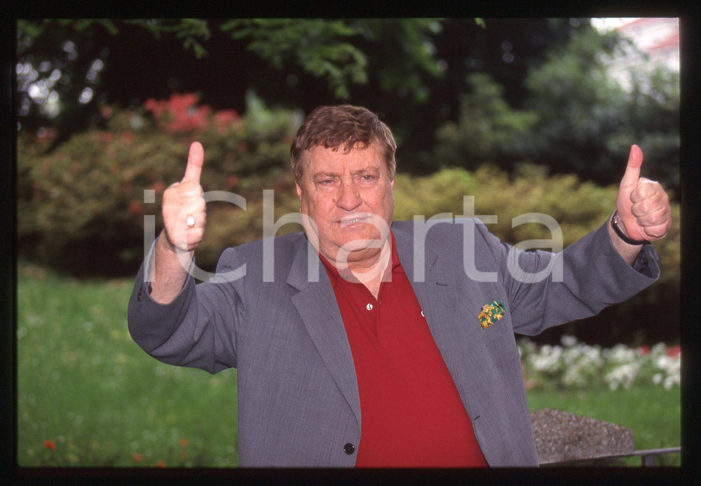 35mm vintage slide* 1995ca ITALIA COSTUME Mario MEROLA Ritratto del cantante (7)