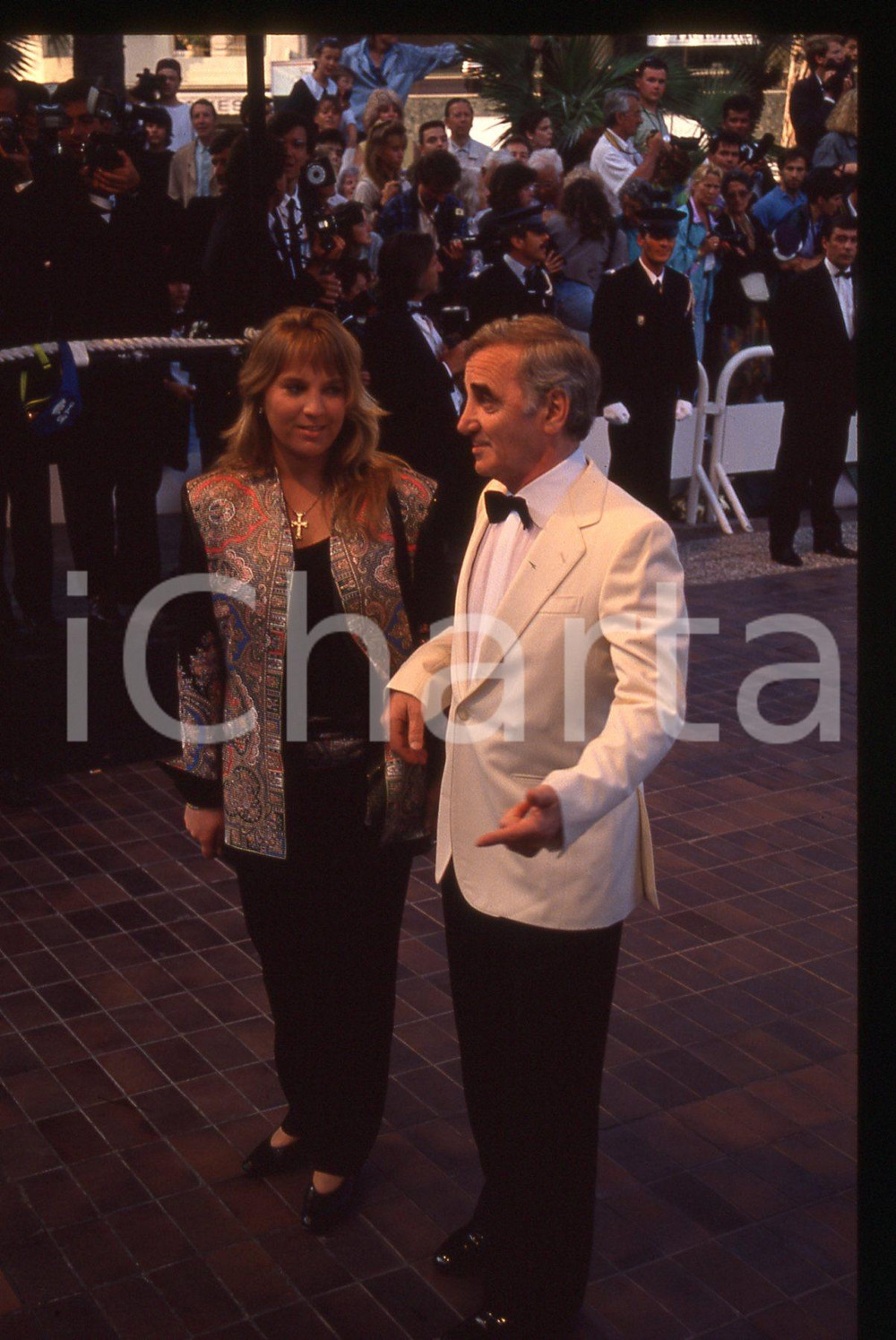 35mm vintage slide* 1990 CANNES Charles e Katia AZNAVOUR Festival del Cinema (2)