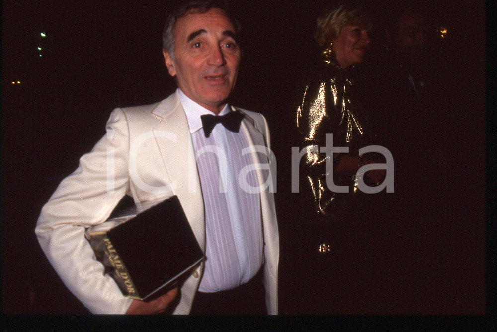35mm vintage slide* 1990 CANNES Charles AZNAVOUR al Festival del Cinema (7)